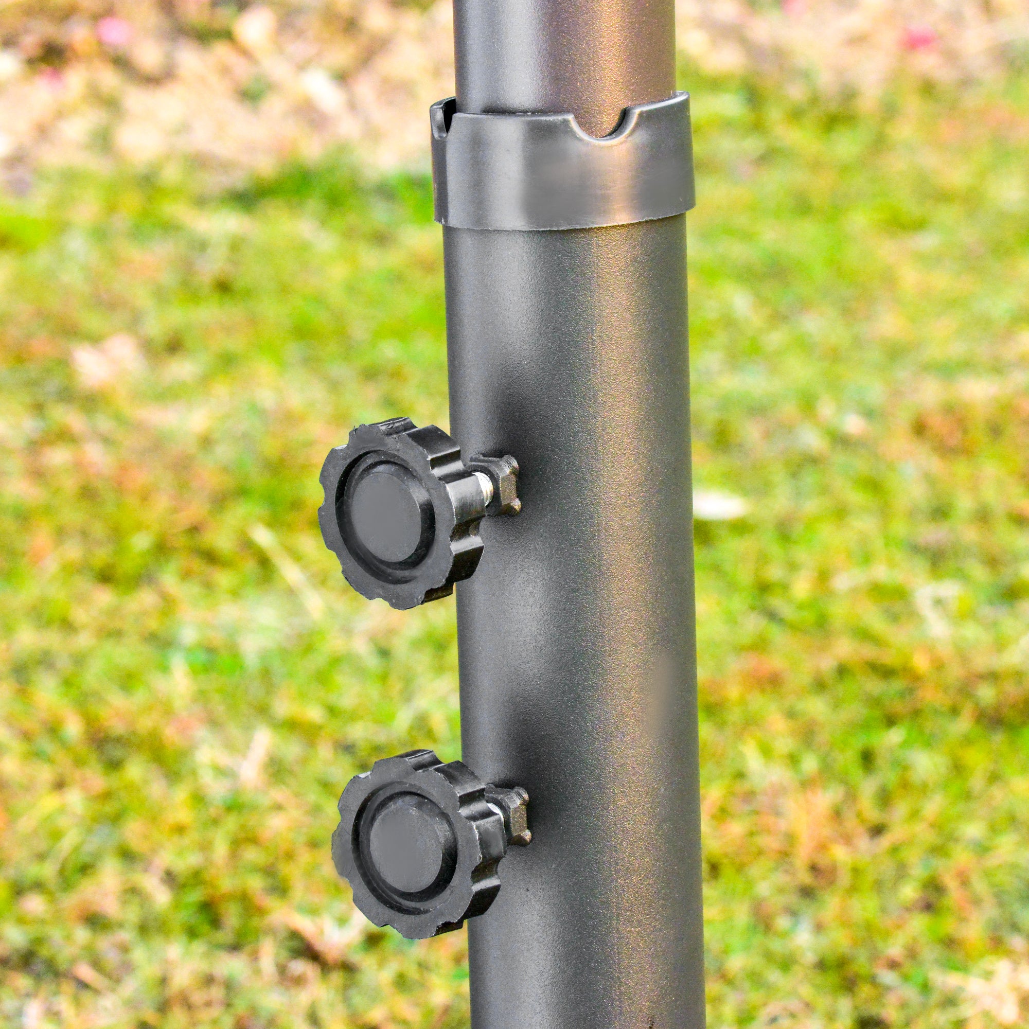 Outsunny Solar LED Garden Parasol - Thumbnail 4