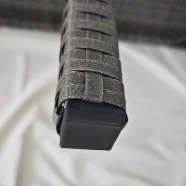 Half Round Side Table, PE Rattan Narrow Coffee Table with Metal Frame for Patio, Garden, Balcony, 39.4" x 19.7" x 29.1", Grey