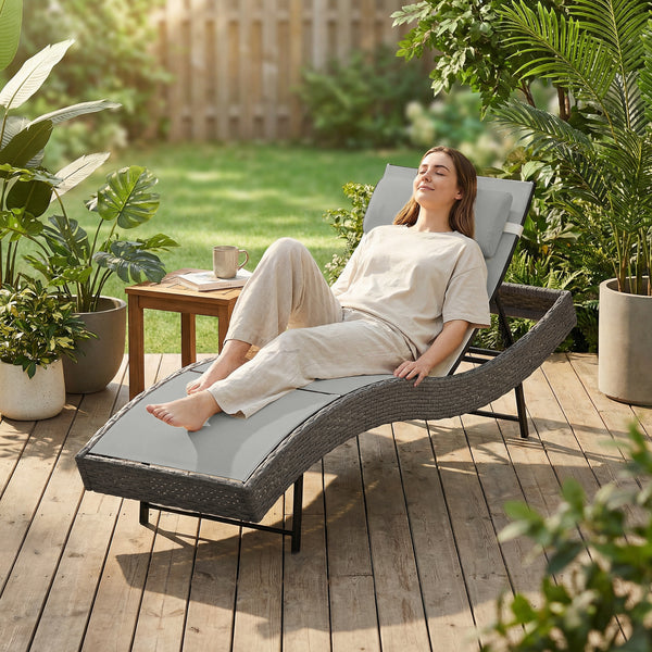 Rattan Sun Lounger, 5 Position Adjustable Garden Lounger Recliner with S Shaped Texteline Seat and Headrest, Reclining Outdoor Sunbed with Metal Frame for Patio, Terrace, Light Grey