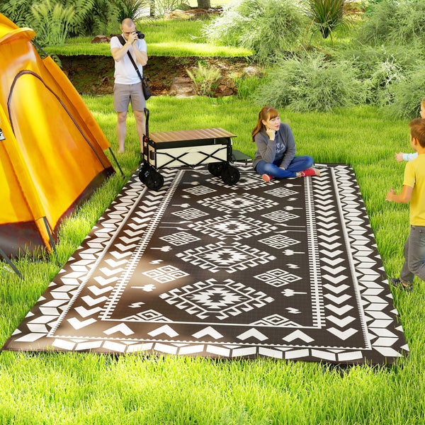 Outsunny Reversible Outdoor Rug, 9' x 18' Waterproof Plastic Straw Floor Mat, Portable RV Camping Carpet, Large Floor Mat for Backyard, Deck, Picnic, Beach, Black & White Rhombus Patchwork