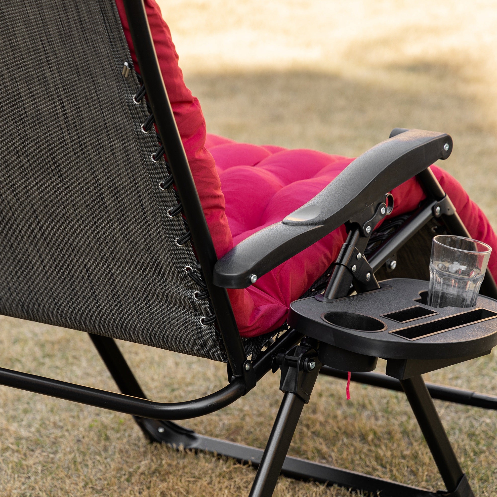 Outsunny Folding Zero Gravity Recliner Chair with Cup Holder