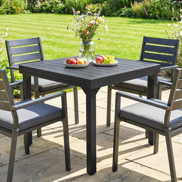 Extending Garden Table for 4-6 People, 80-160 cm Aluminium Extendable Outdoor Patio Table with Slatted Top for Garden, Lawn, Yard, Black