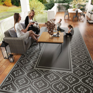 Outsunny Reversible Outdoor Rug, 9' x 18' Waterproof Plastic Straw Floor Mat, Portable RV Camping Carpet, Large Floor Mat for Backyard, Deck, Picnic, Beach, Black & Gray Gourd Border