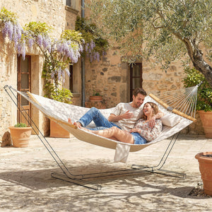 Double Hammock 2-Person with Pillow and Pad, Extra Large 200 x 140 cm, Load Capacity 200 kg, Swing Bed for Patio Porch Garden Lounging Outdoor and Indoor Cream White